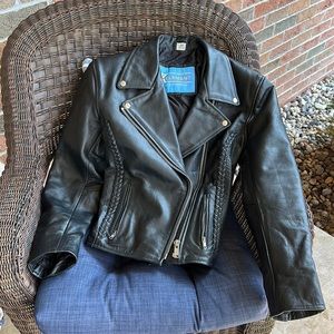 Black leather motorcycle jacket, X Element by USA Leather, M, EUC
